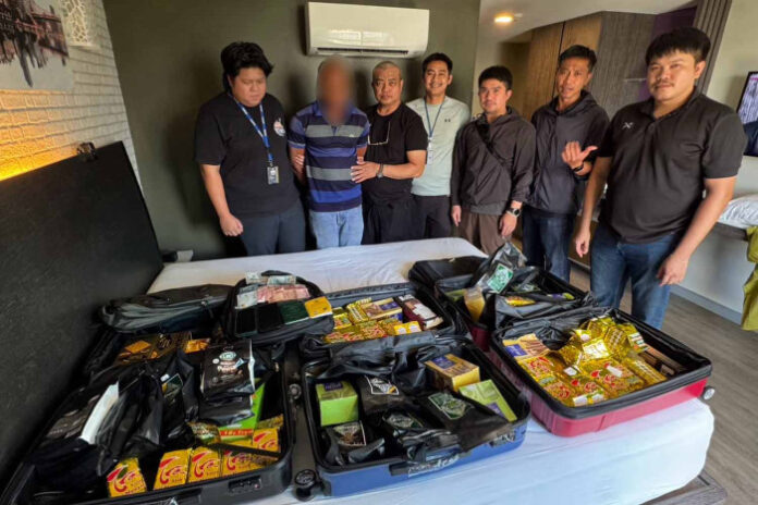 Nigerian Man and Thai Women Arrested for Heroin Distribution Linked to Romance Scams