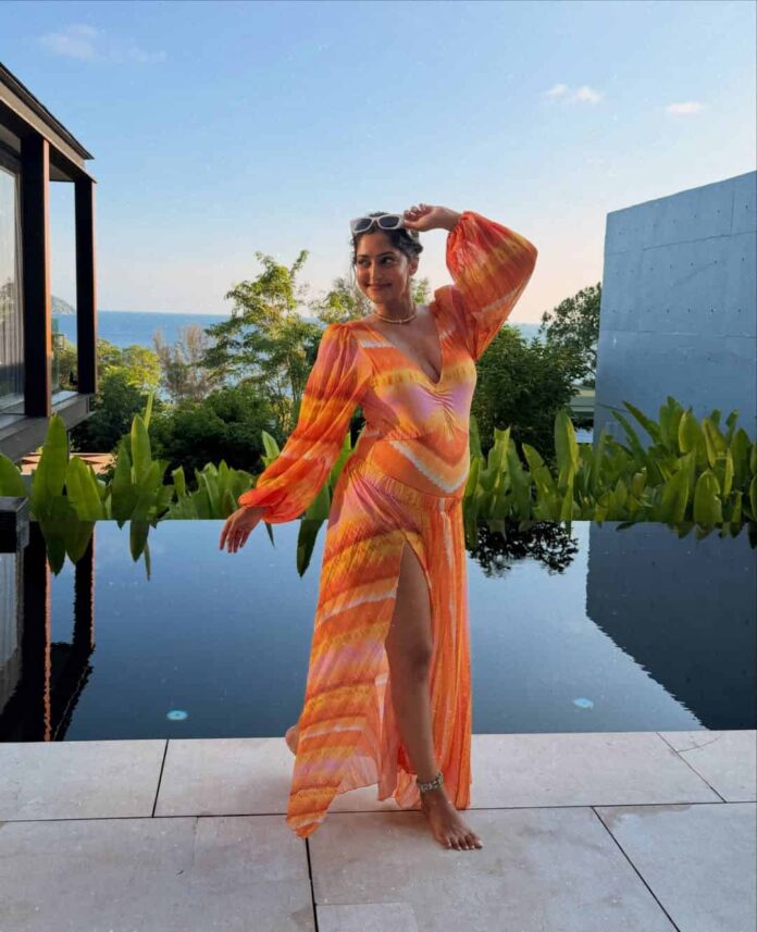 Reba Monica John’s Radiant Baby Bump Shines in Phuket