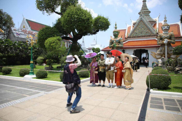 Strong High Season Visitor Expectations Amid Current Tourism Challenges