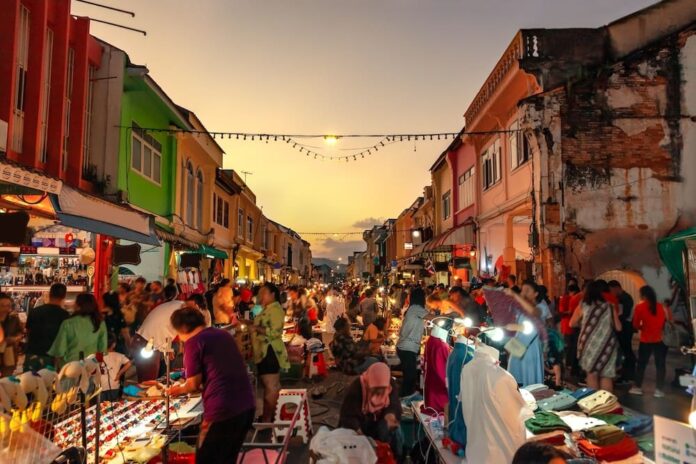 New Direct Flight Service Links Bali and Phuket for Travelers