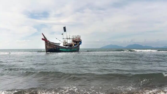 Over 500 Rohingya Missing After Boats Capsize Near Myanmar