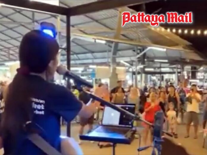 Phuket Teen Musician Nene Intervenes in Tourist Dispute During Show
