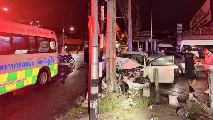 15-Year-Old Driver Dies After Crashing Into Power Pole in Phuket