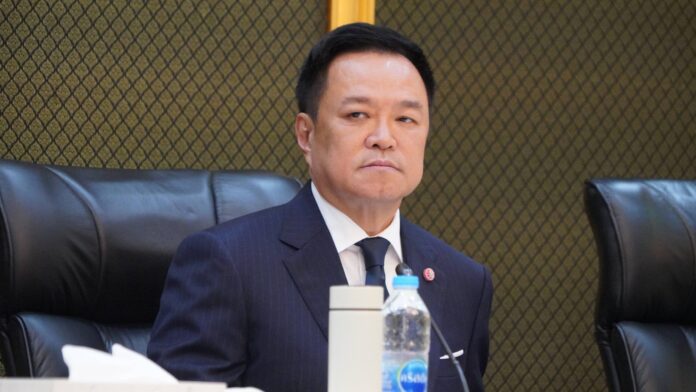 Anutin Urges Stricter Laws Against Foreigners Breaking Thai Regulations