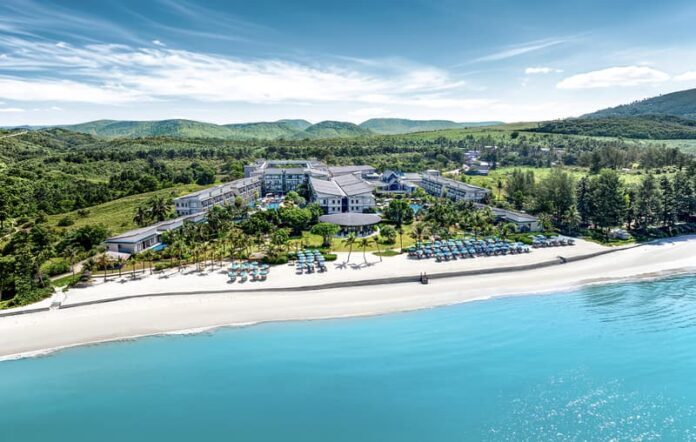 Le Méridien Khao Lak Resort & Spa Launches Stay and Dine Package