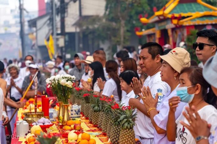Phuket's Vegetarian Festival Concludes with Thriving Market Crowds
