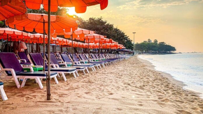 Thailand's Tourism Faces Decline Due to Safety Concerns and Visa Changes
